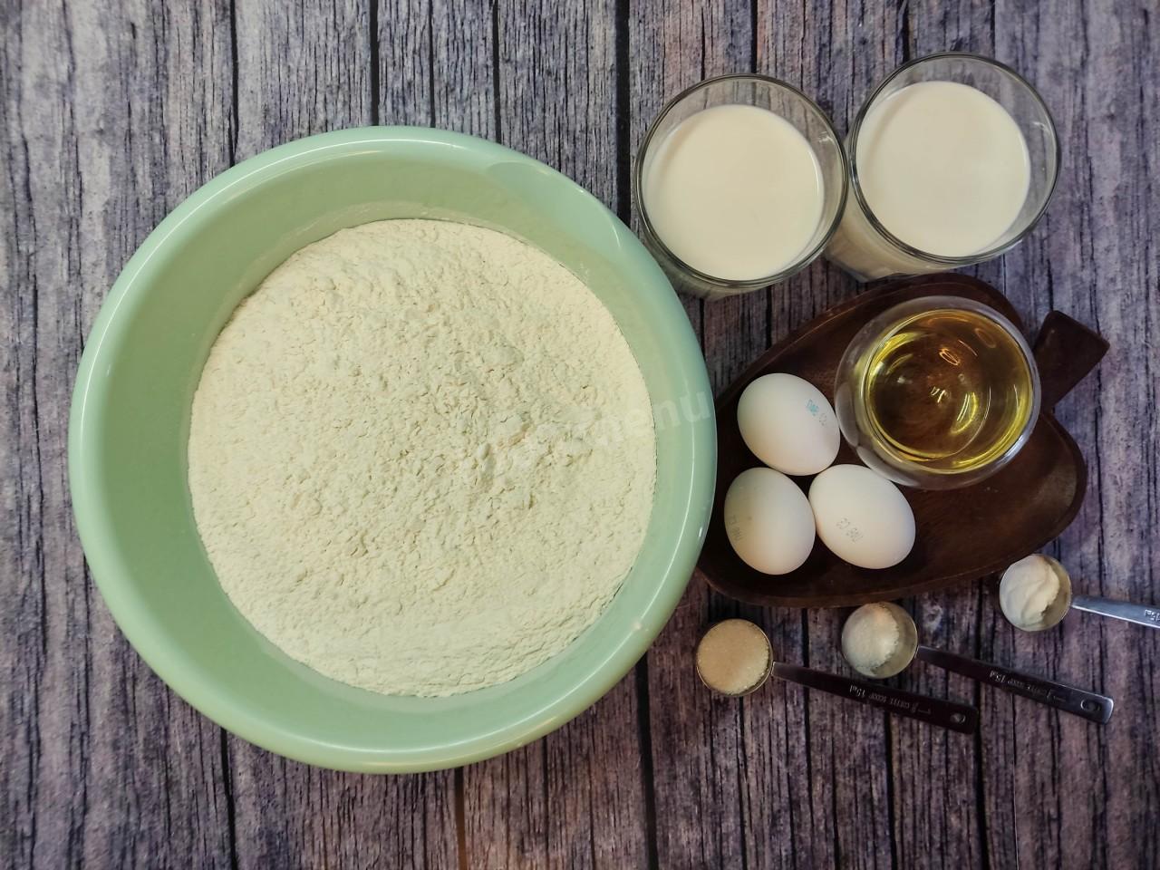 Шаг 1 приготовления Беляши без дрожжей на кефире с мясом