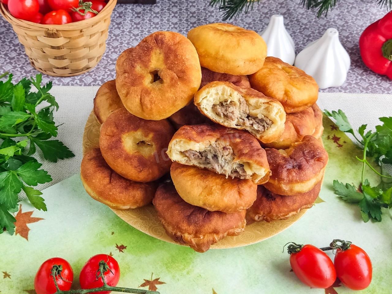 Шаг 14 приготовления Беляши без дрожжей на кефире с мясом