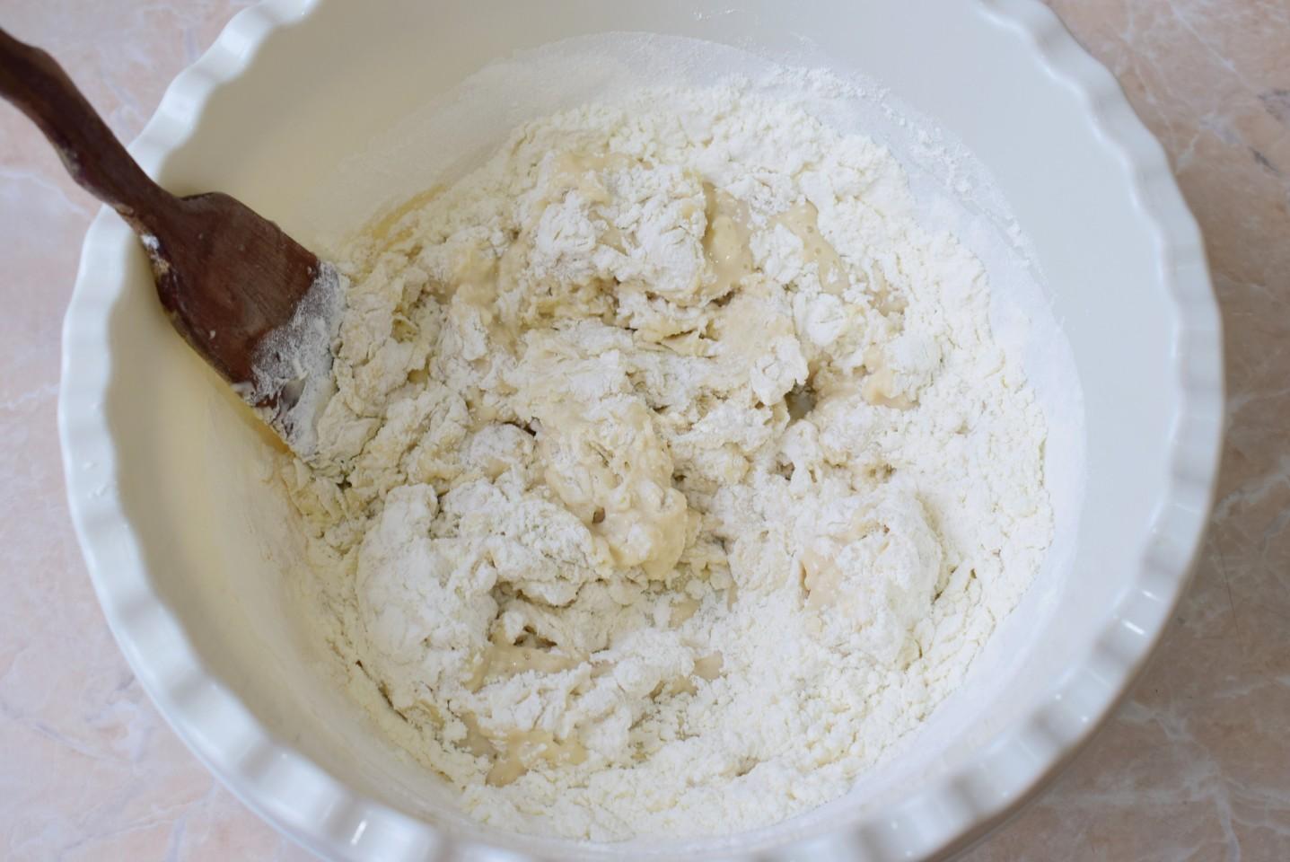 Шаг 4 приготовления Пирожки с начинкой из картофеля жареные