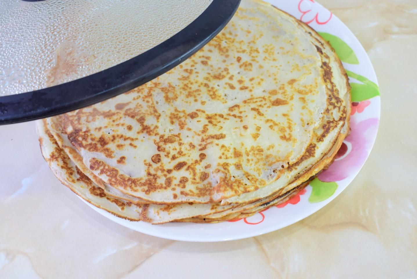 Шаг 6 приготовления Блины с мясом и рисом
