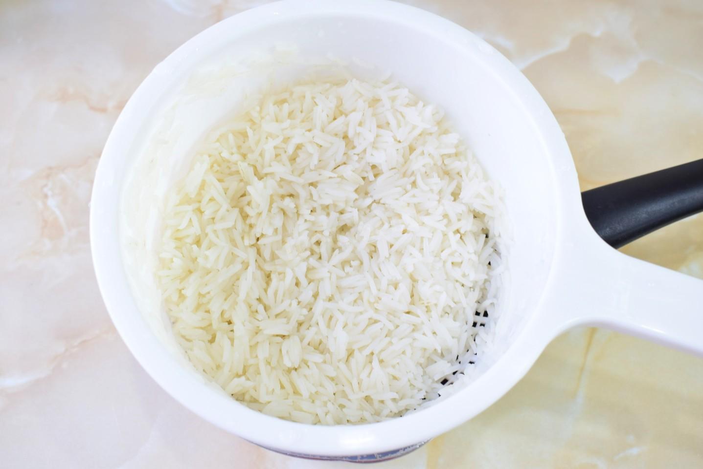 Шаг 7 приготовления Блины с мясом и рисом