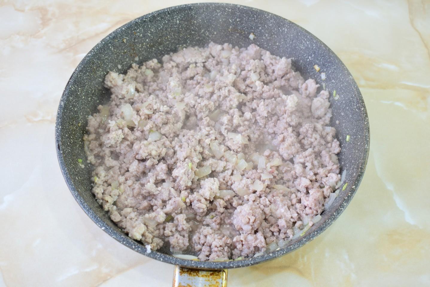 Шаг 9 приготовления Блины с мясом и рисом