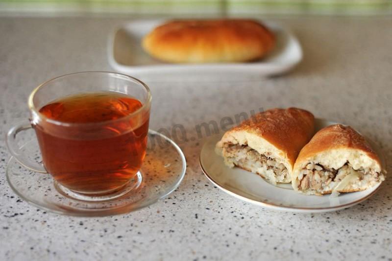 Обложка рецепта Пирожки с рыбными консервами и рисом