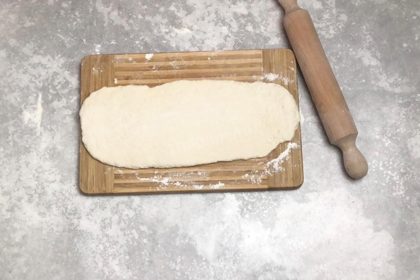 Шаг 4 приготовления Булочки с корицей в микроволновке