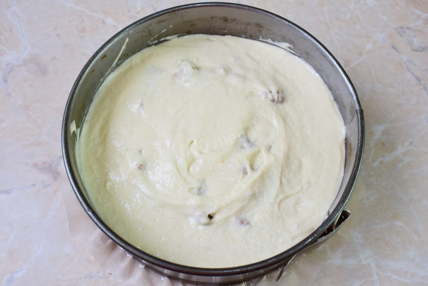 Шаг 10 приготовления Заливной пирог с картошкой и фаршем мясным