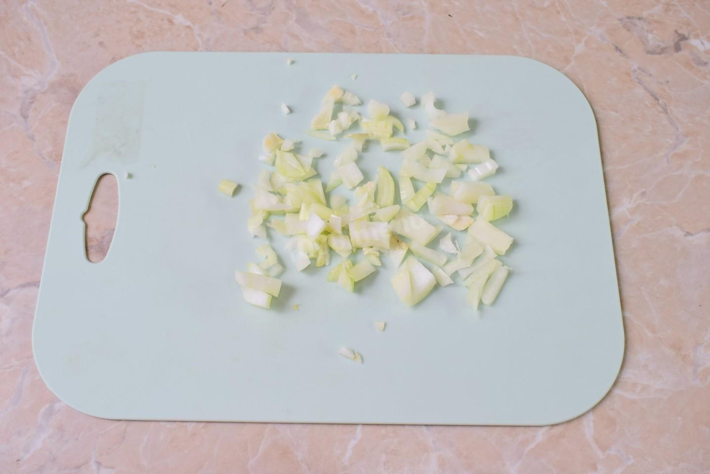 Шаг 2 приготовления Заливной пирог с картошкой и фаршем мясным