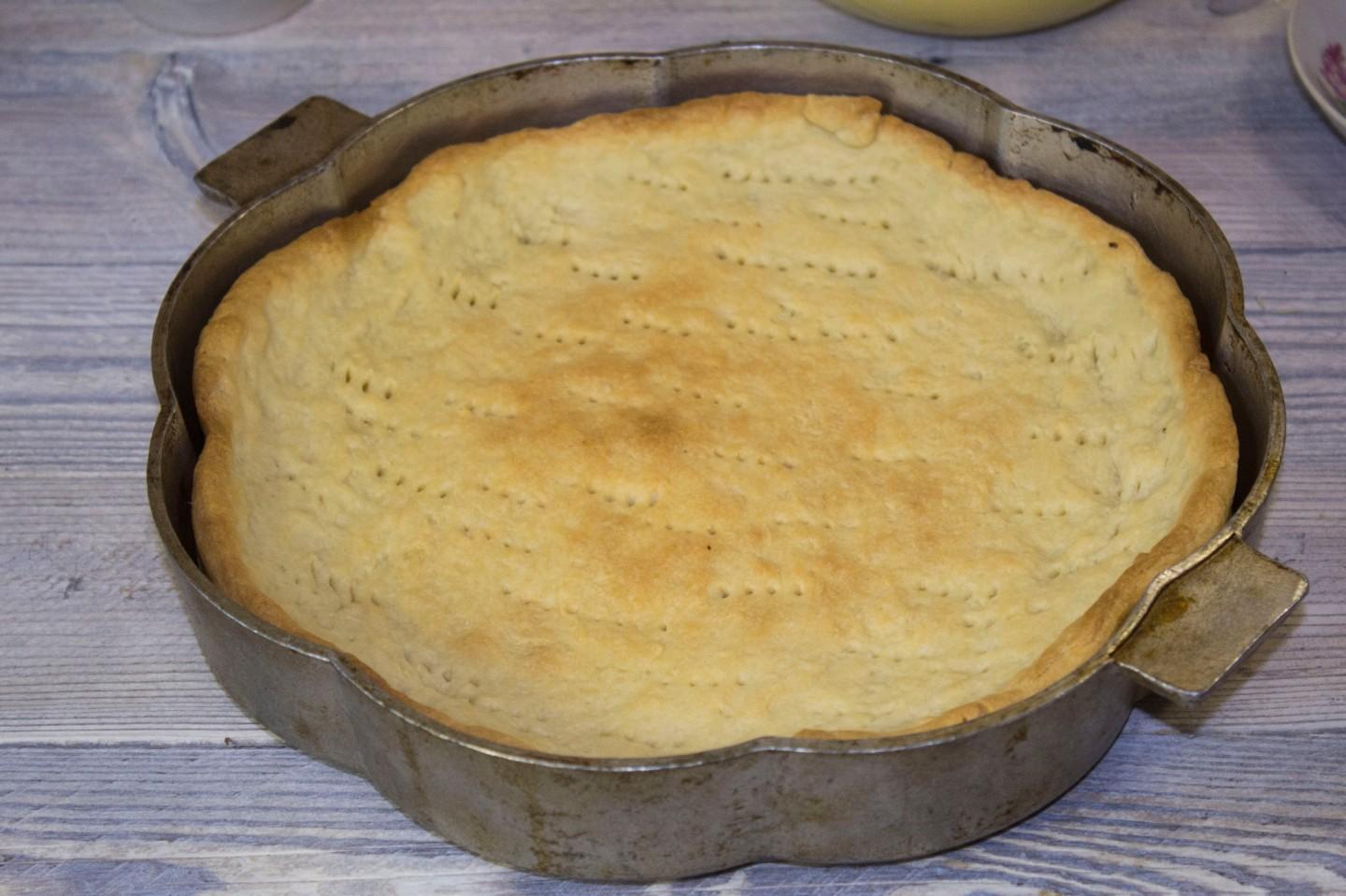 Шаг 14 приготовления Пирог с грибами и сыром