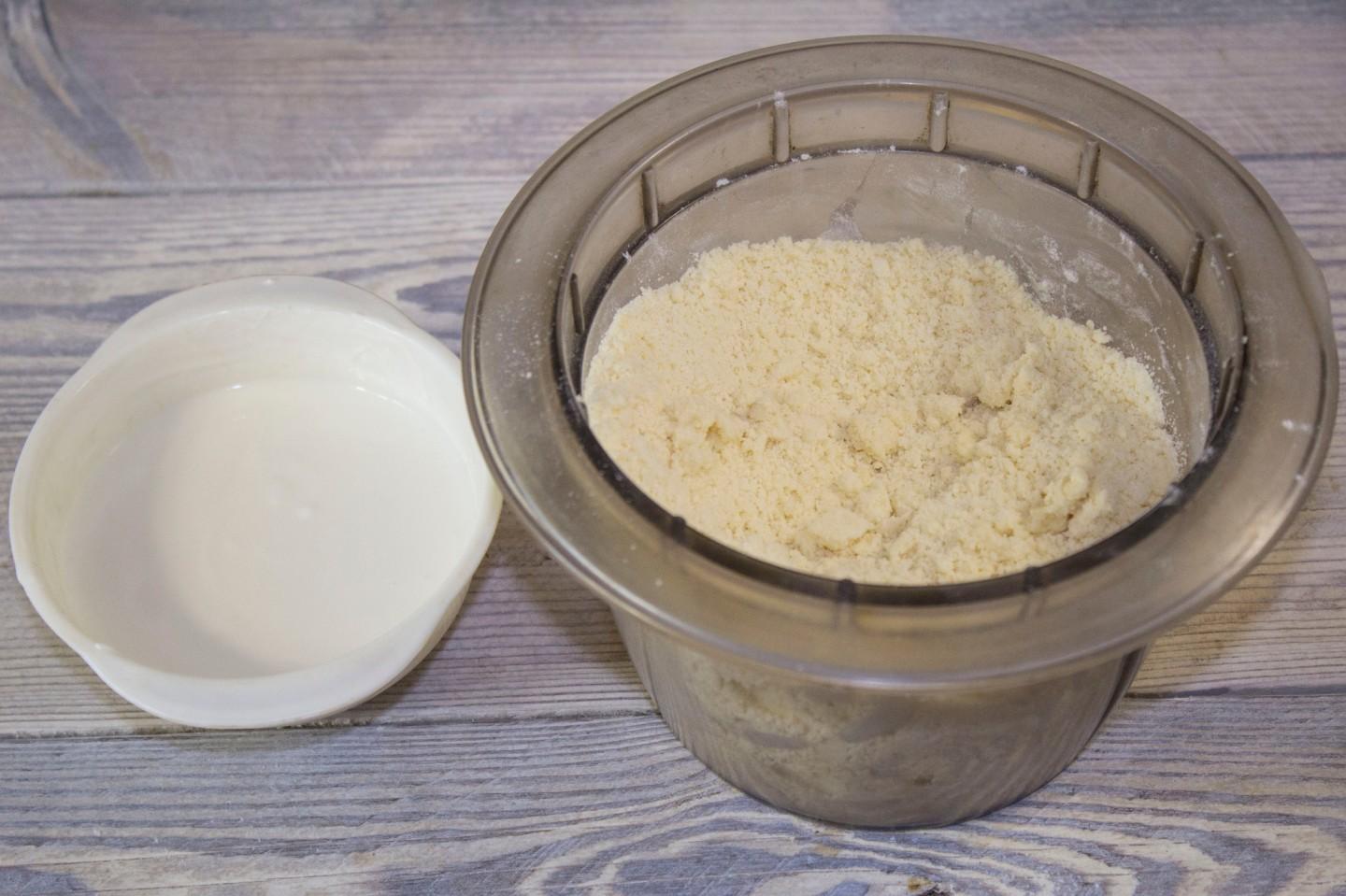 Шаг 5 приготовления Пирог с грибами и сыром