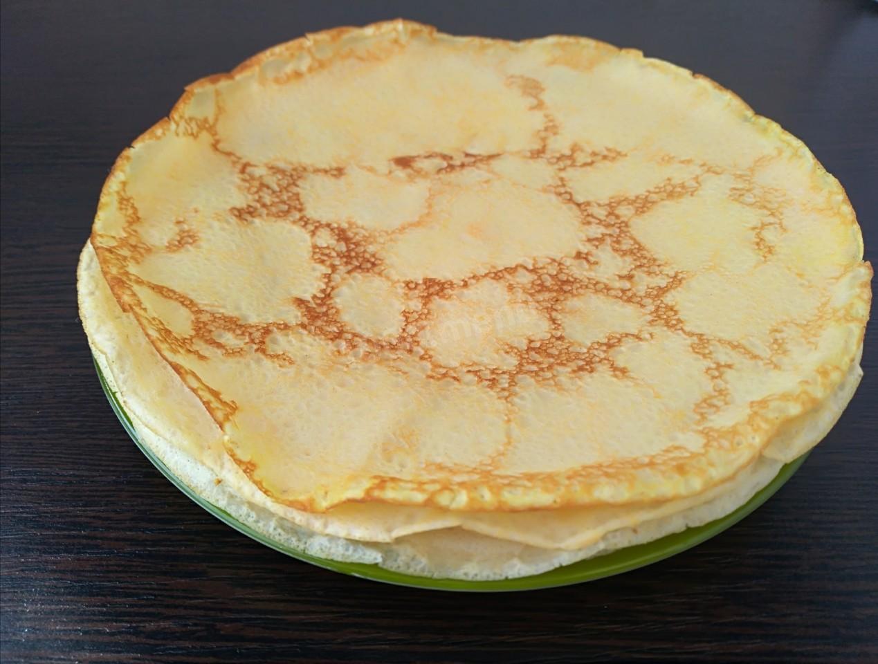 Шаг 9 приготовления Курник с курицей и грибами из блинов