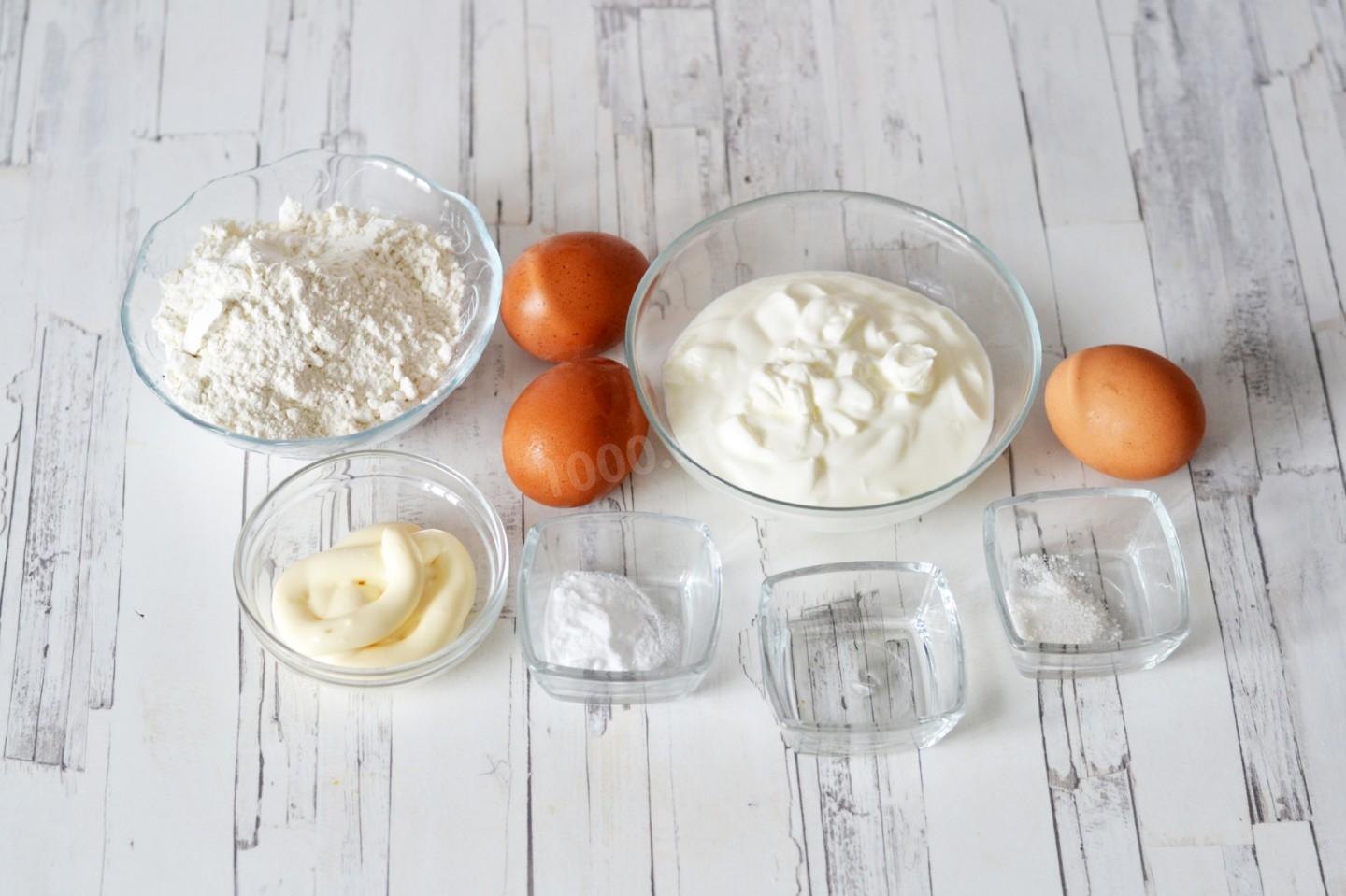 Шаг 1 приготовления Заливной пирог с курицей и картошкой