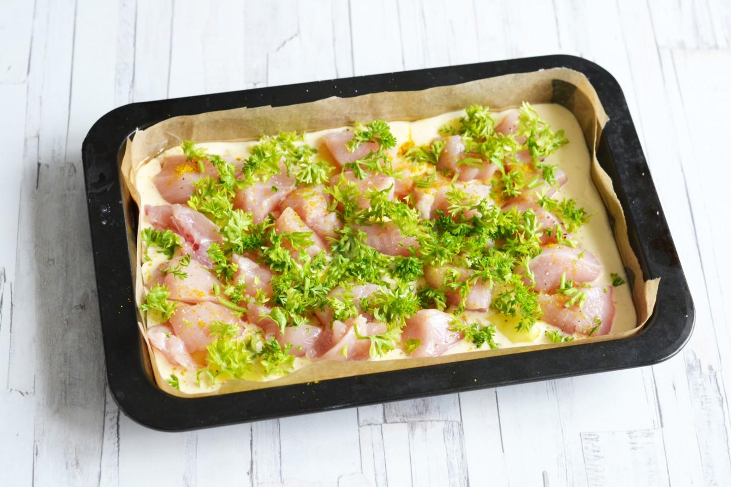 Шаг 14 приготовления Заливной пирог с курицей и картошкой