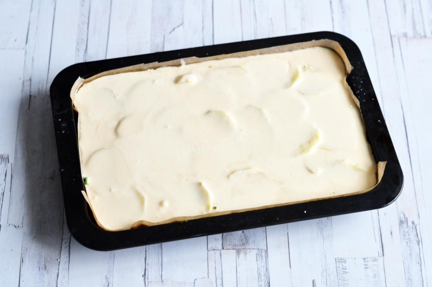 Шаг 16 приготовления Заливной пирог с курицей и картошкой