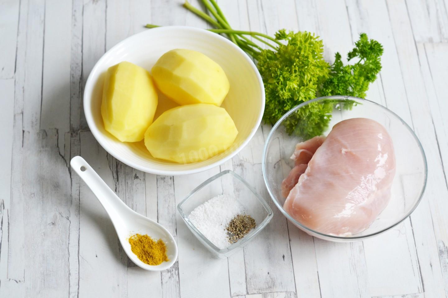 Шаг 7 приготовления Заливной пирог с курицей и картошкой