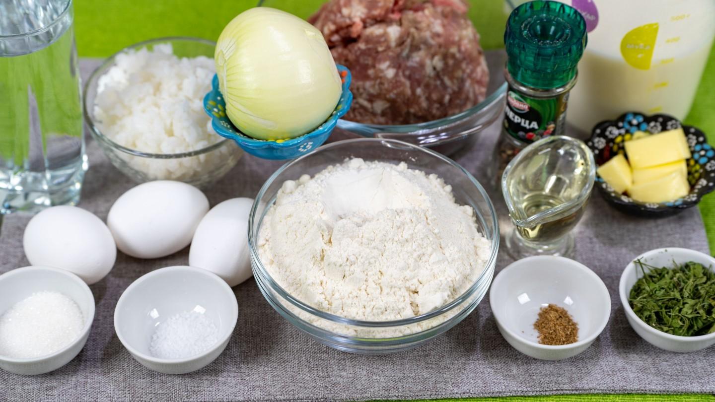 Шаг 1 приготовления Блины из заварного теста с начинкой из мясного фарша