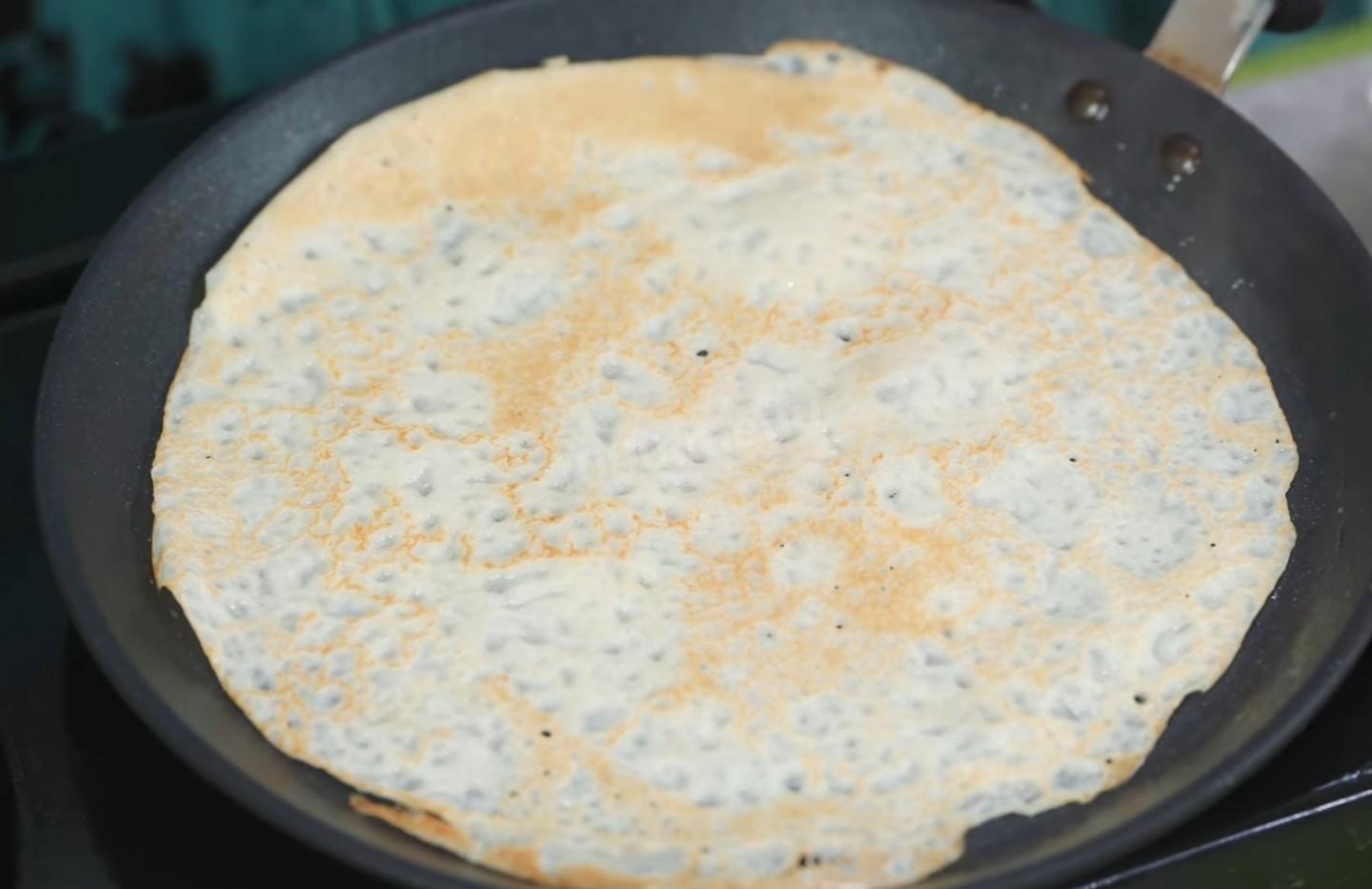 Шаг 15 приготовления Блины из заварного теста с начинкой из мясного фарша