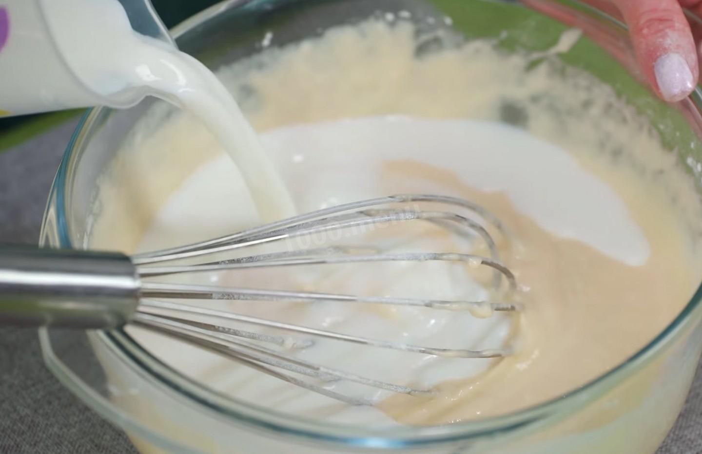 Шаг 7 приготовления Блины из заварного теста с начинкой из мясного фарша