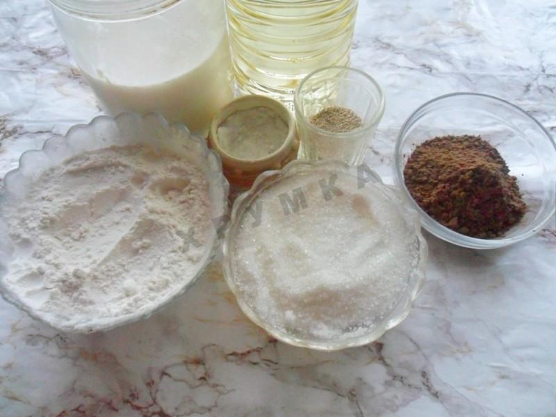 Шаг 1 приготовления Шоколадные булочки на кефире с какао