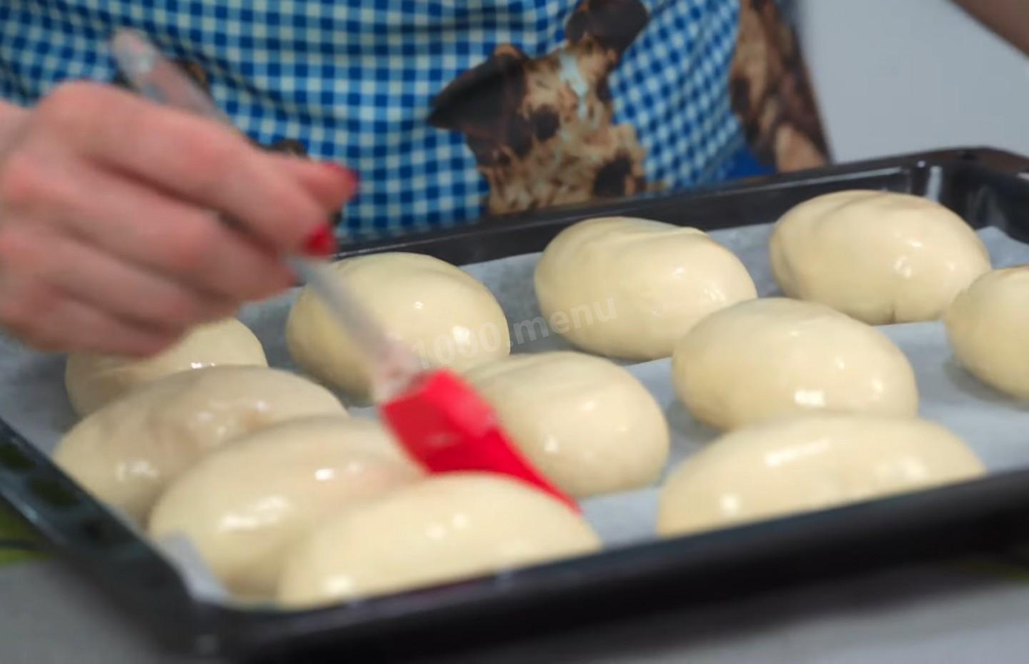 Шаг 16 приготовления Дрожжевые пирожки с мясной начинкой в духовке