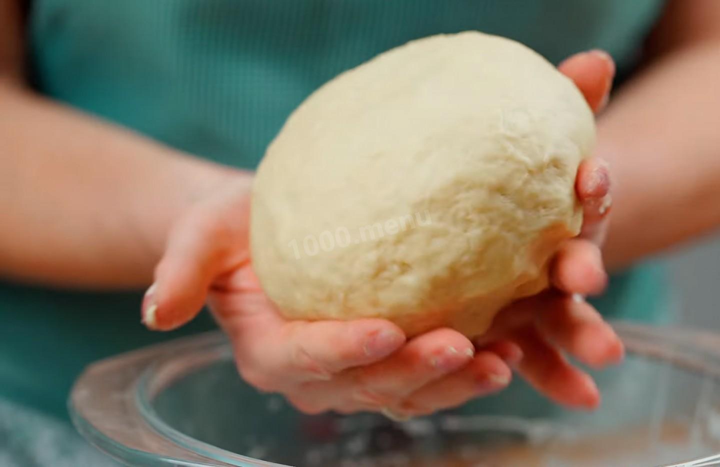 Шаг 12 приготовления Сдобные булочки с джемом и штрейзельной крошкой