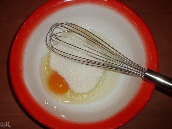 Шаг 1 приготовления Панкейки с содой и корицей молочные