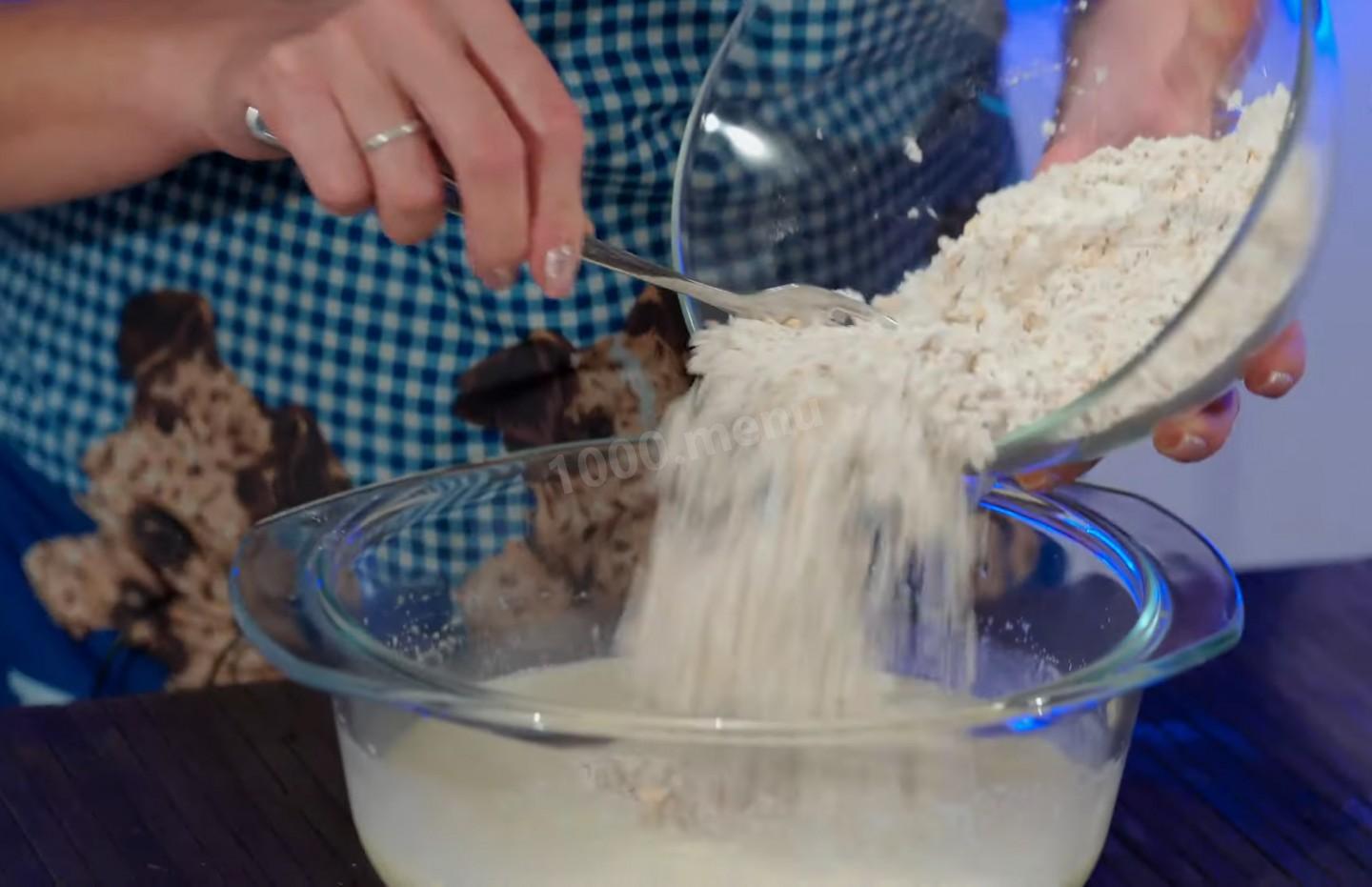 Шаг 10 приготовления Овсяное печенье с яблоками и соком лимона
