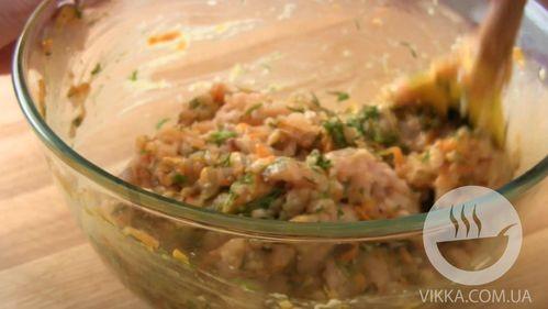 Шаг 7 приготовления Пирог из куриного фарша Рождественское кольцо