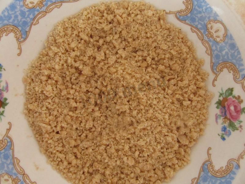 Шаг 10 приготовления Яблочно-банановый пирог на сметане со штрейзелем