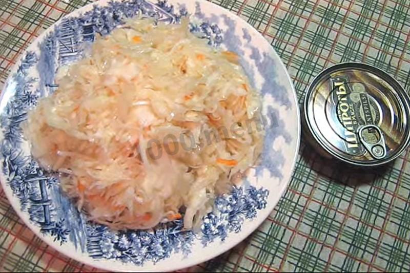 Шаг 8 приготовления Дрожжевой пирог с начинкой из капусты и шпрот