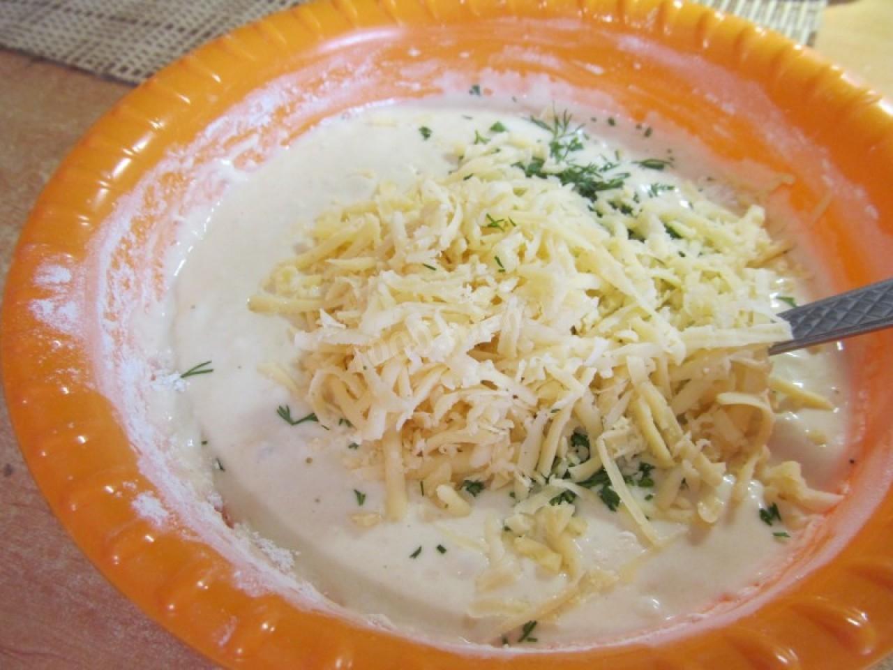 Шаг 11 приготовления Пирожки с курицей на сметане без дрожжей