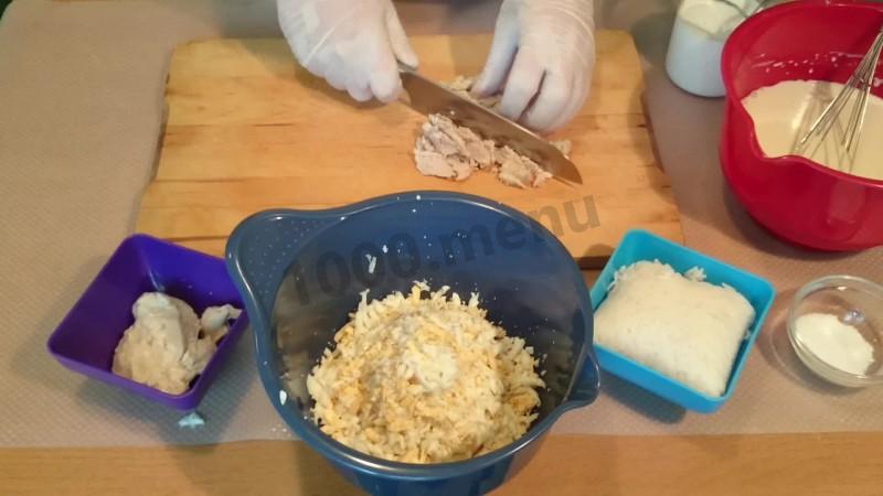 Шаг 2 приготовления Курник из блинчиков