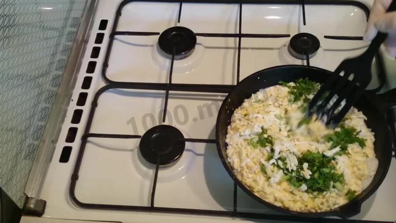 Шаг 4 приготовления Курник из блинчиков