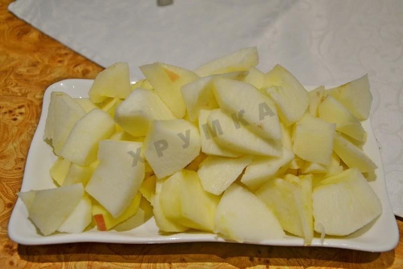Шаг 6 приготовления Шарлотка с яблоками Проще простого