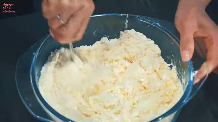 Шаг 10 приготовления Песочные рогалики с белковой начинкой