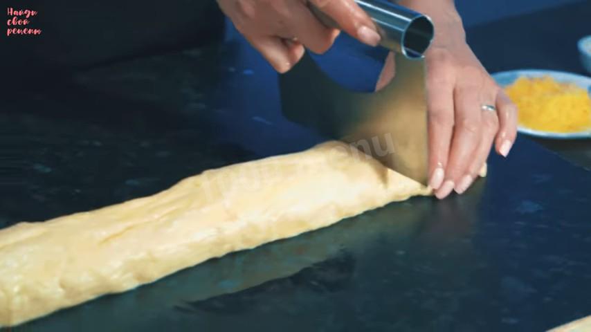 Шаг 19 приготовления Сдобные булочки с зеленью и сыром по-турецки