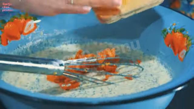 Шаг 18 приготовления Пасхальные куличи с курагой и цукатами на дрожжевом тесте