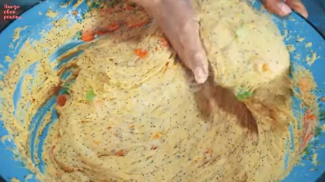 Шаг 23 приготовления Пасхальные куличи с курагой и цукатами на дрожжевом тесте