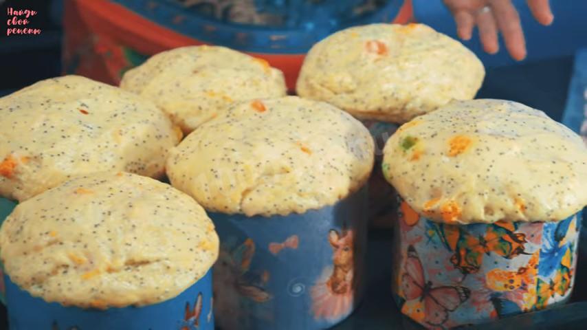 Шаг 25 приготовления Пасхальные куличи с курагой и цукатами на дрожжевом тесте
