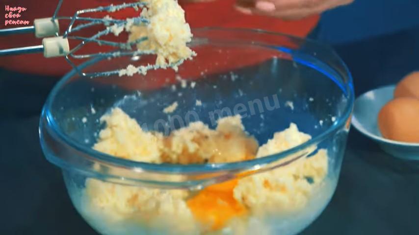 Шаг 4 приготовления Морковный пирог с ванильным вкус овсяными хлопьями и курагой