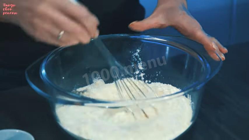 Шаг 5 приготовления Творожные рогалики с вареньем, сахаром и ванилью