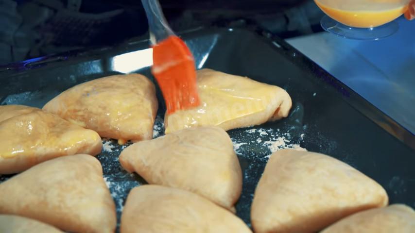 Шаг 21 приготовления Самса с  фаршем из баранины и говядины