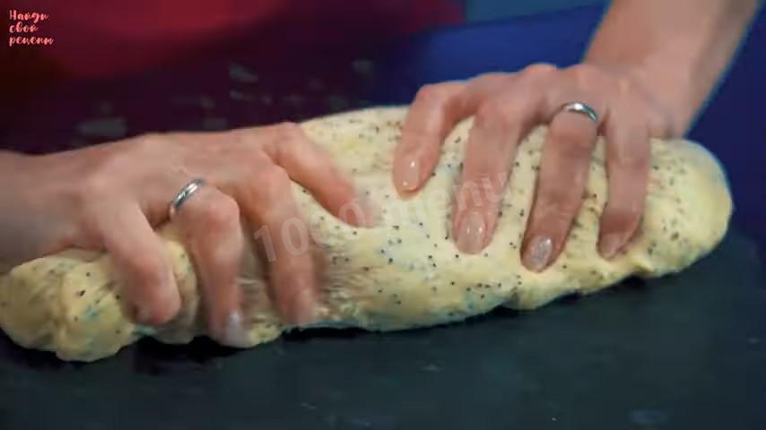 Шаг 21 приготовления Бублики с маком на молоке
