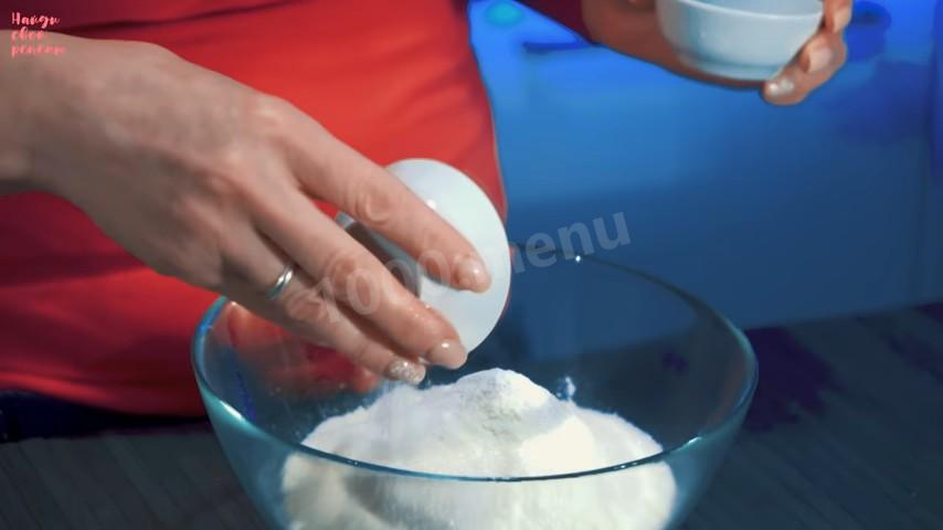 Шаг 4 приготовления Постные оладьи с маком из дрожжевого теста