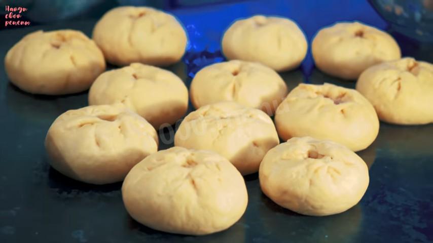 Шаг 25 приготовления Классические беляши с сочной мясной начинкой