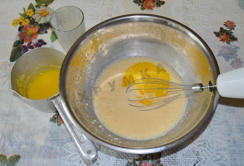 Шаг 7 приготовления Вишнево-шоколадный торт с кремом из сметаны