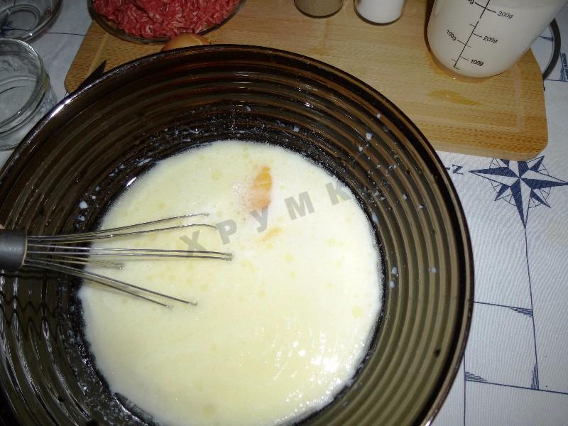 Шаг 6 приготовления Блинчики на молоке с мясом