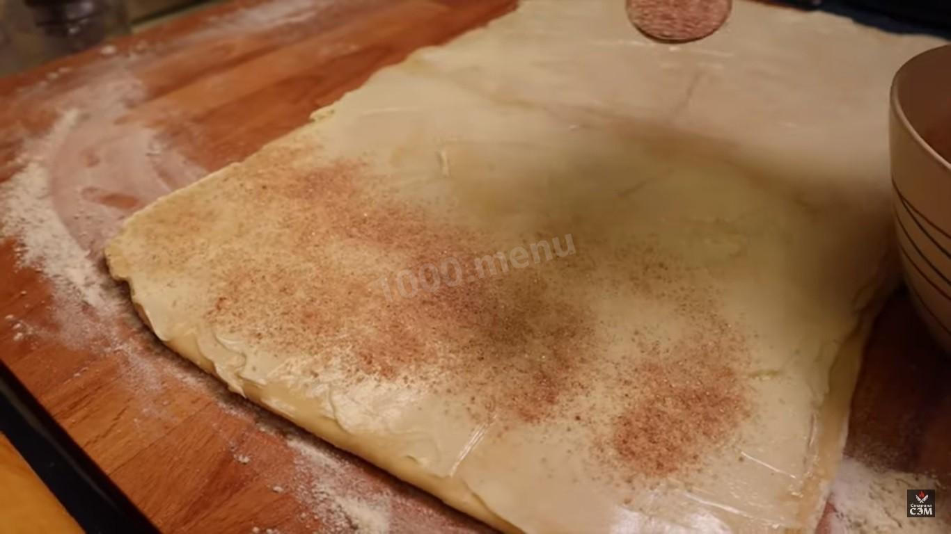 Шаг 2 приготовления Булочки с корицей и ванильной глазурью