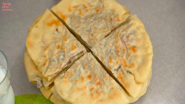 Шаг 17 приготовления Кавказские хычины с говяжьим фаршем на кефире