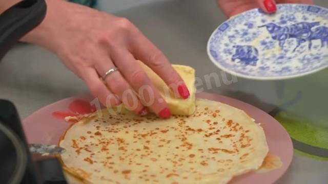 Шаг 15 приготовления Блины на молоке классические и яйцах