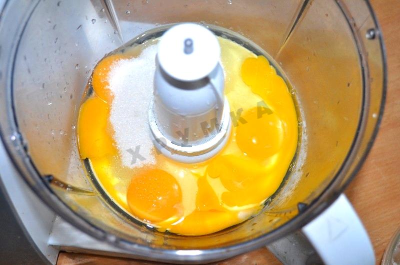 Шаг 3 приготовления Творожно масляный пирог в мультиварке