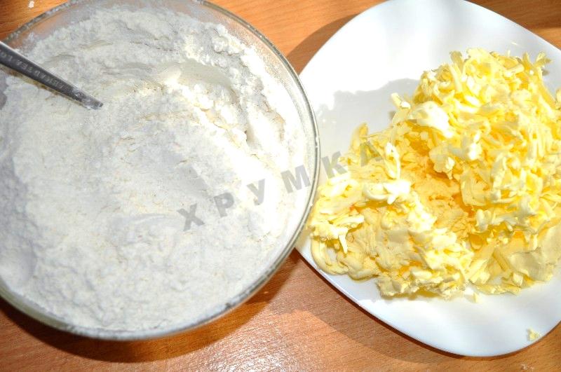 Шаг 6 приготовления Творожно масляный пирог в мультиварке